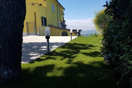 Vila Casa Vacanze Bellavista Ancona Exteriér fotografie